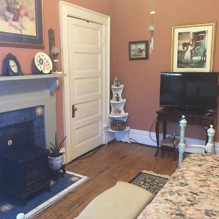 Inn Upon Moon River Plantation Chester Extérieur photo